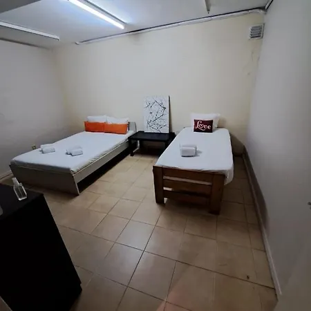 Spacious Economic Center Flat Oporto